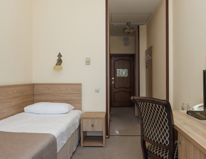 1 категория 1К1м1к1,1-местный 1-комнатный 1корпус,12,2 кв.м - Клинический санаторий «Металлург» Сочи